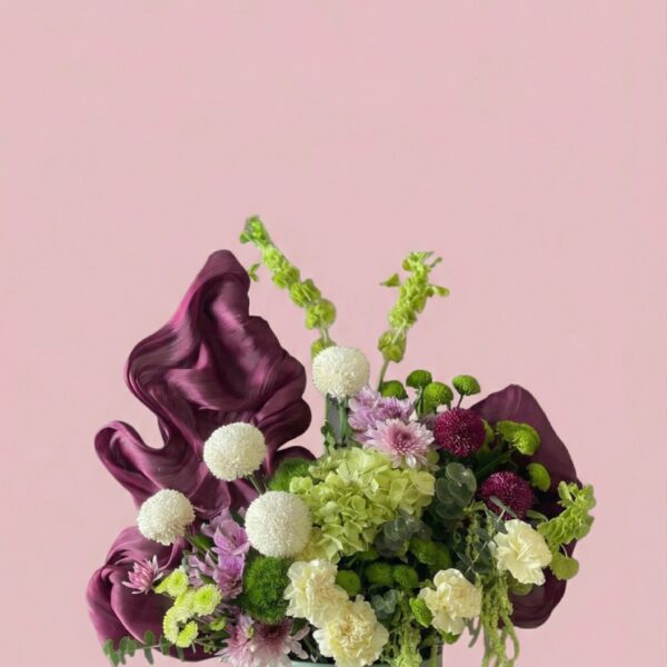 Heartfelt bloom vase